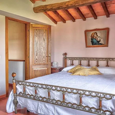 Torre Dell'aurora Apartment *