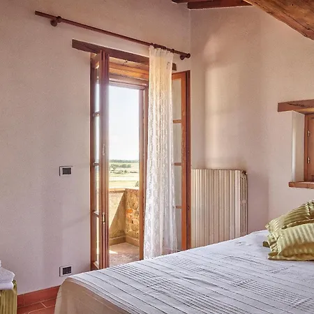 Torre Dell'aurora Apartment *