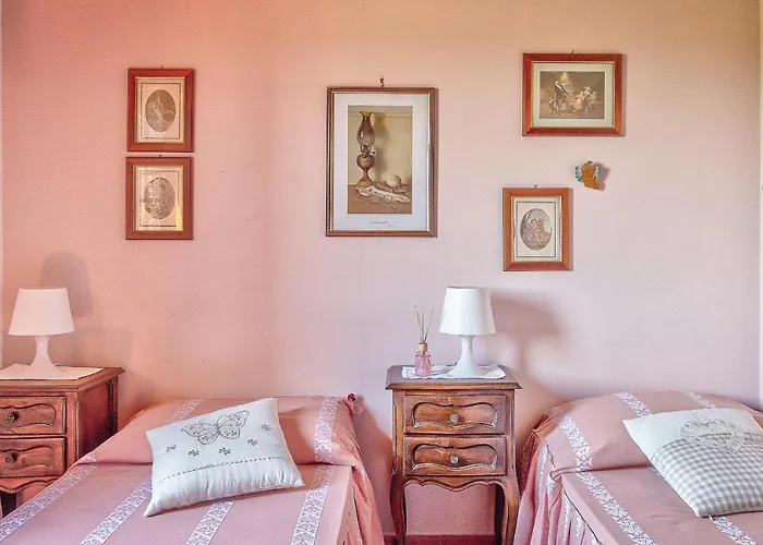 Torre Dell'aurora 몬테 산 사비노